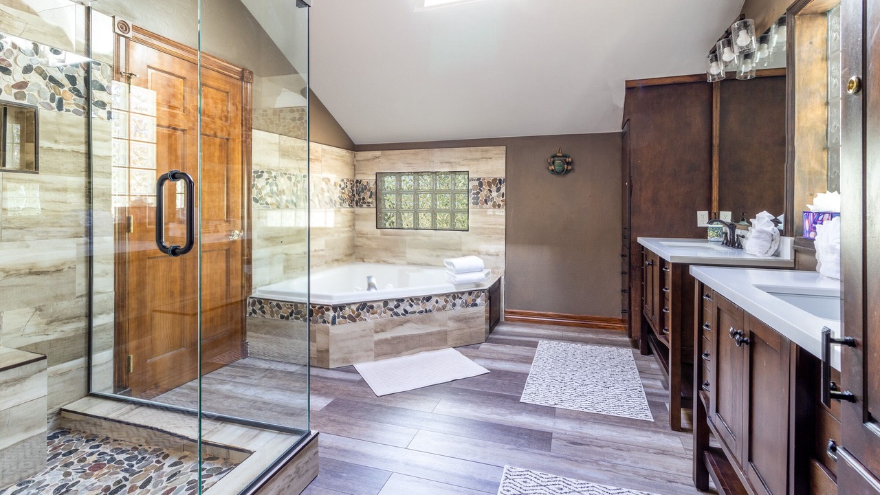Photo of Bathroom in Baldy Mountain