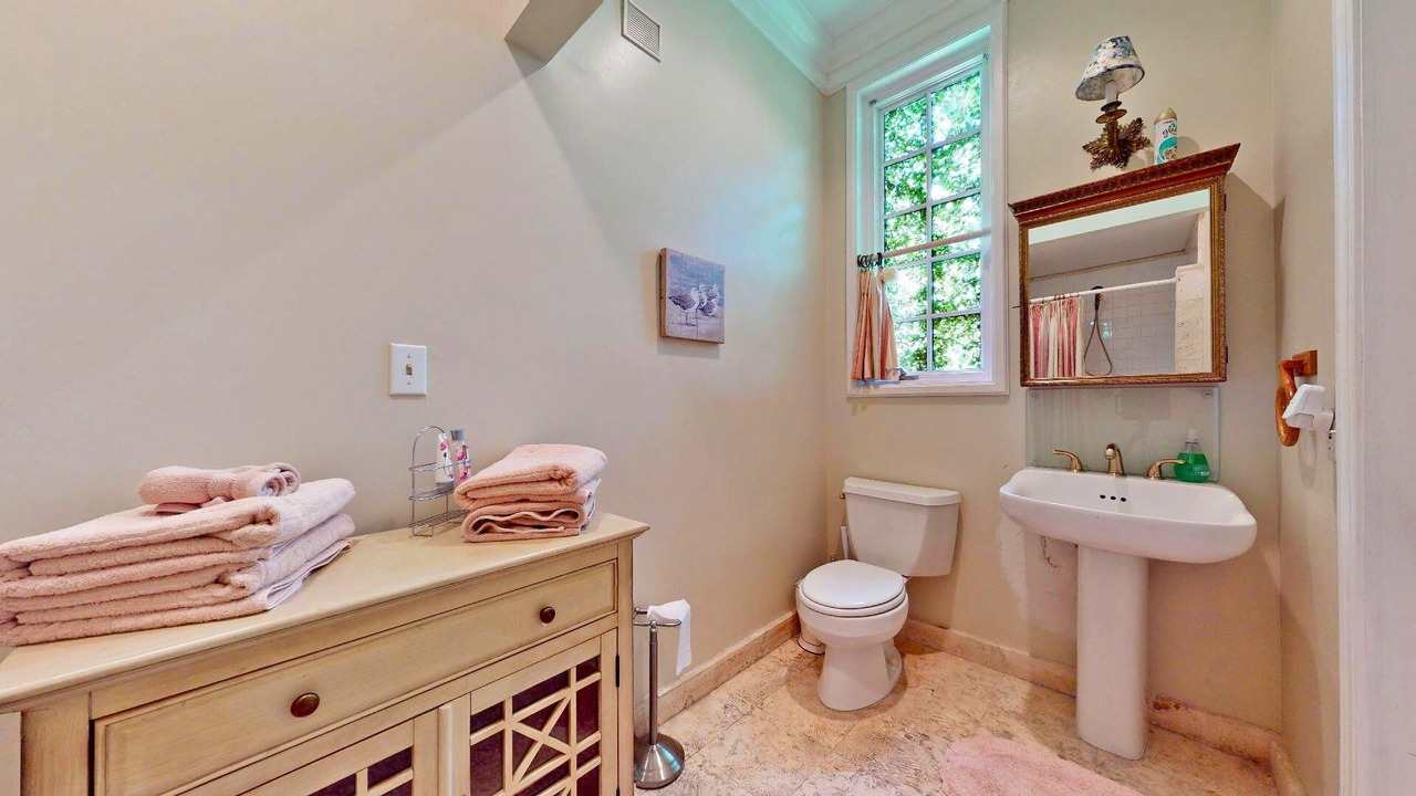 Photo of Bathroom in Homestead