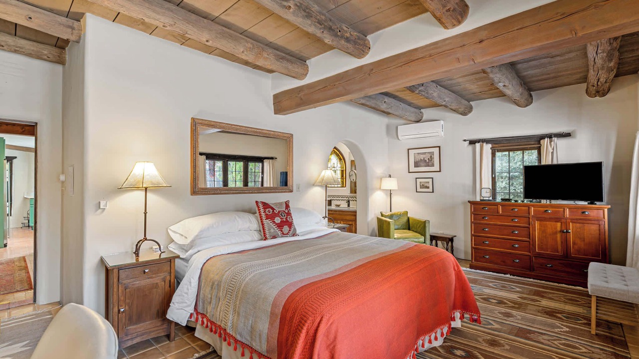 Photo of Bedroom in Historic Eastside