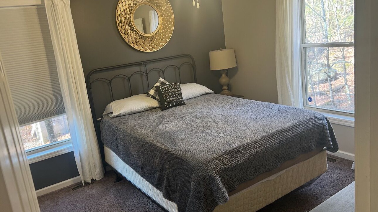 Photo of Bedroom in Hamlin