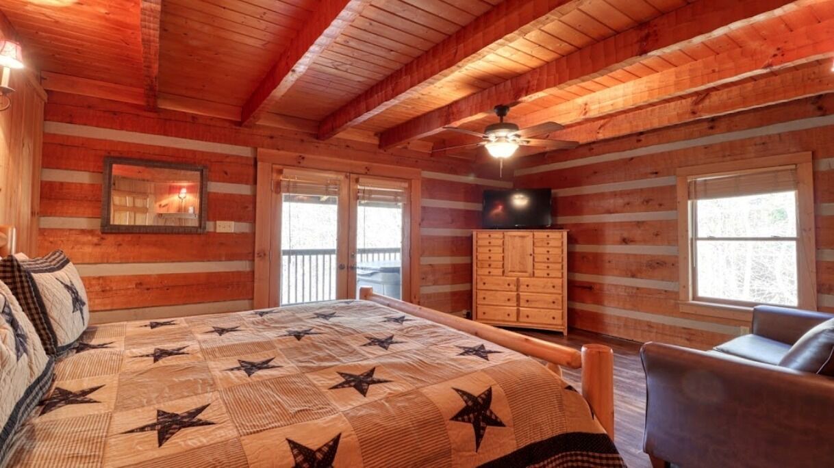 Photo of Bedroom in Sevierville
