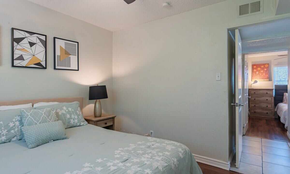 Photo of Bedroom in Mahncke Park