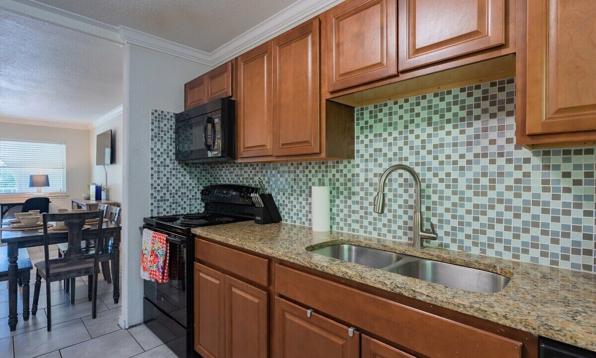 Photo of Kitchen in Mahncke Park