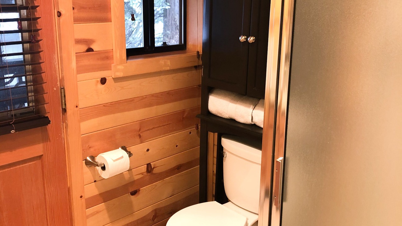 Photo of Bathroom in Shaver Lake