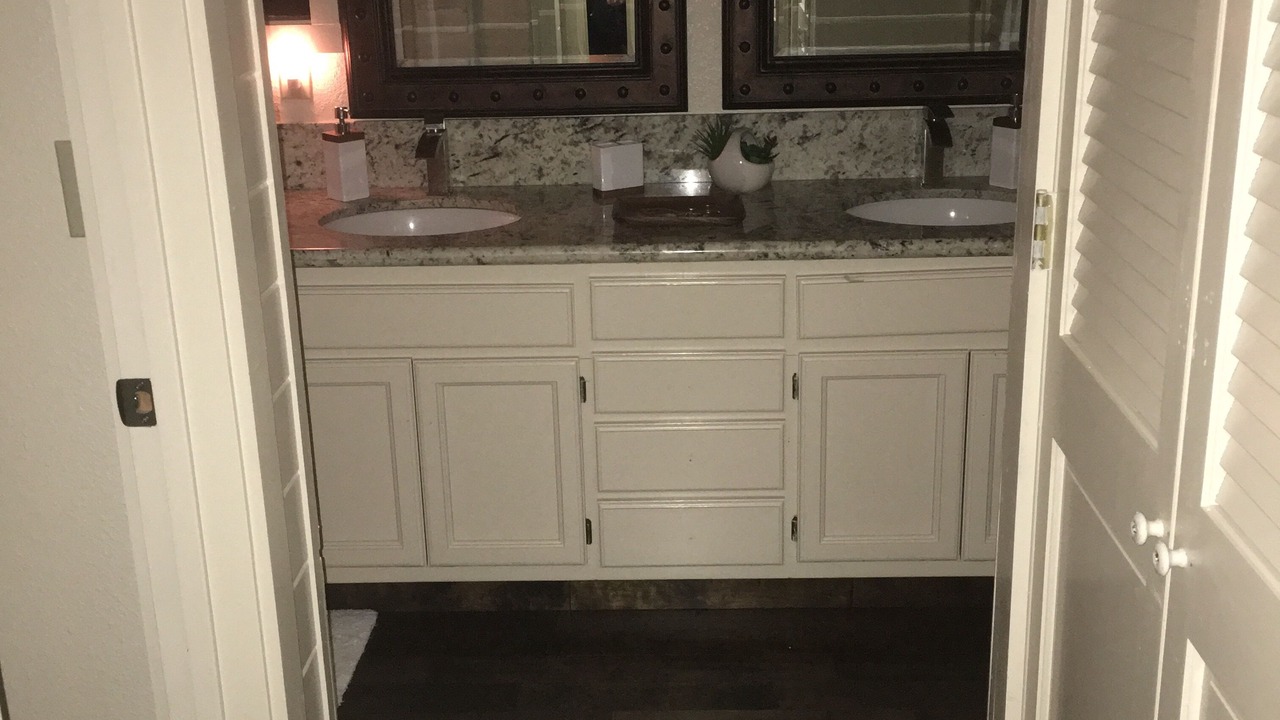 Photo of Bathroom in Shaver Lake