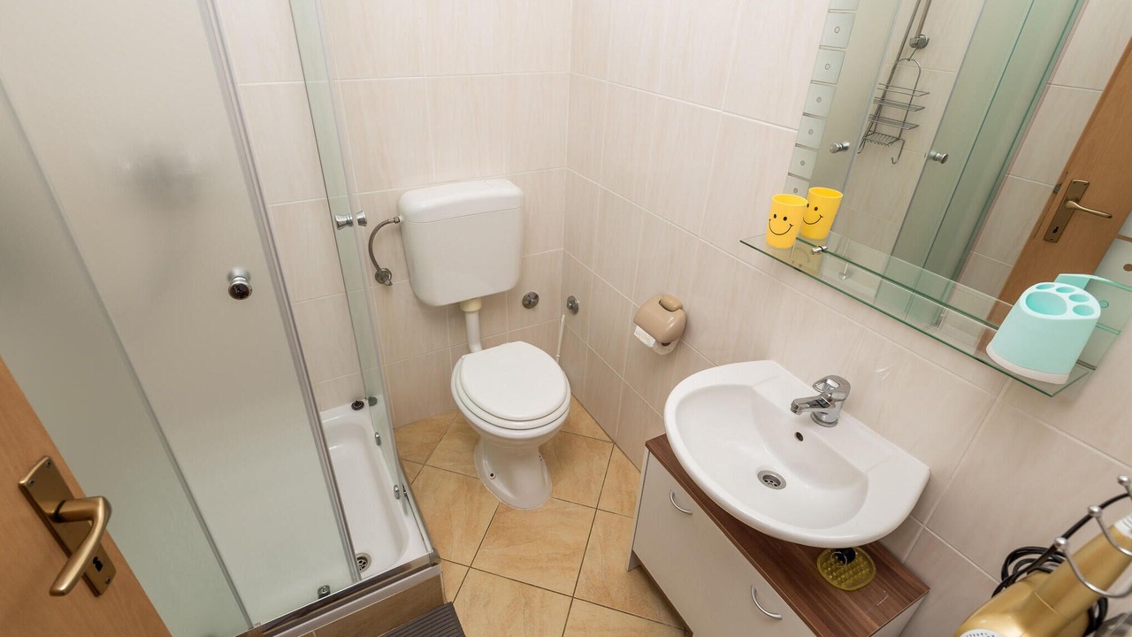 Photo of Bathroom in Mandre