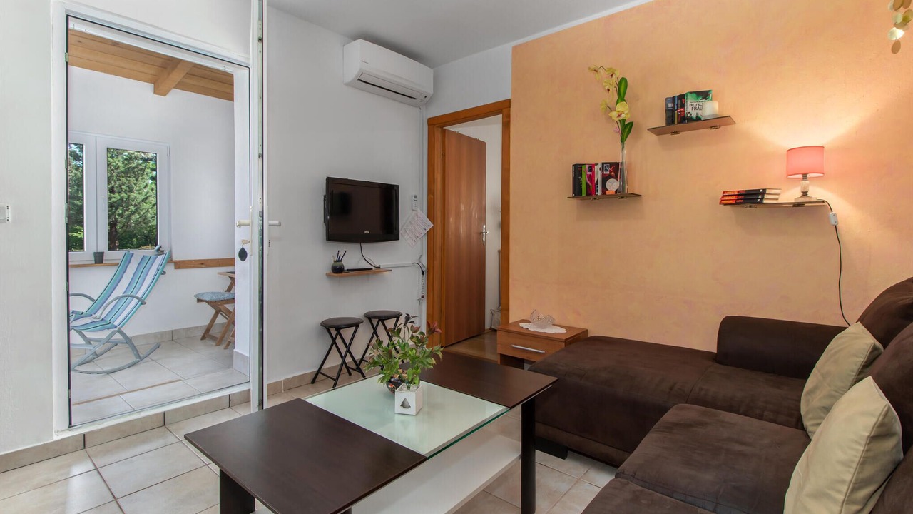 Photo of Bedroom in Smrika