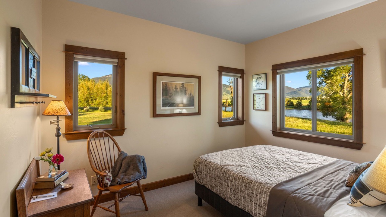 Photo of Bedroom in Livingston