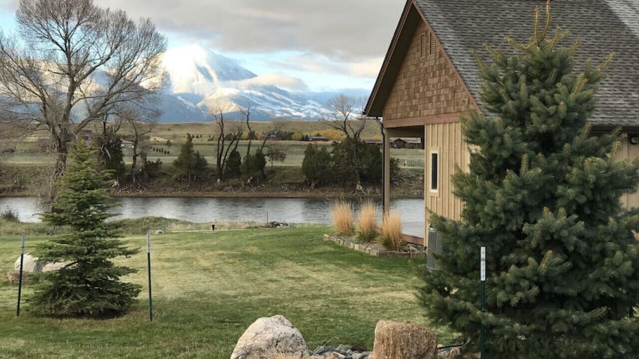 Photo of Outdoor in Livingston