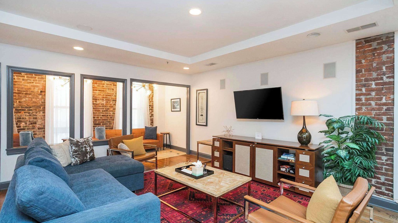 Photo of Livingroom in Downtown Nashville