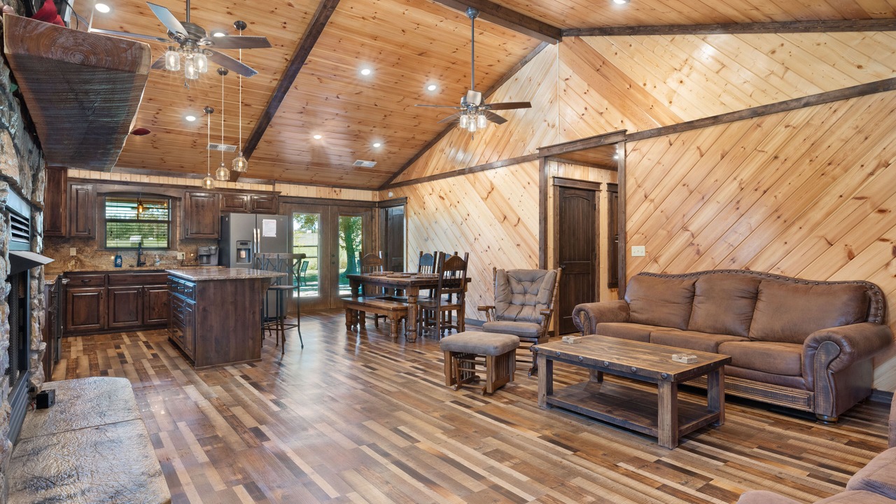 Photo of Livingroom in Golden