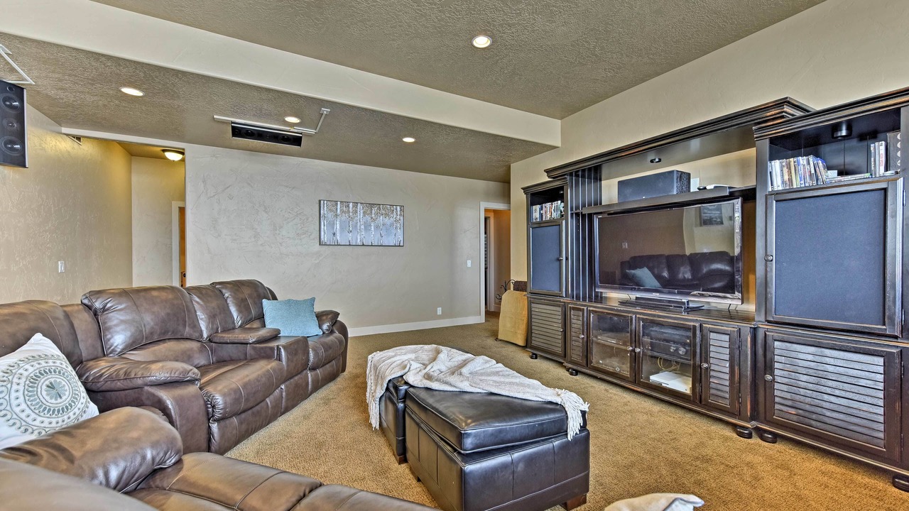 Photo of Livingroom in Sweetwater