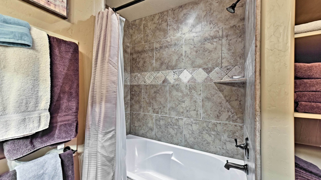Photo of Bathroom in Sweetwater
