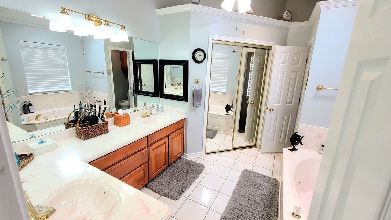 Photo of Bathroom in Woodway