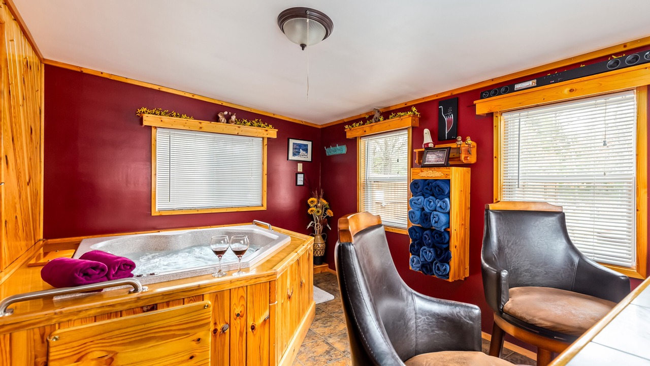 Photo of Bedroom in Grayling