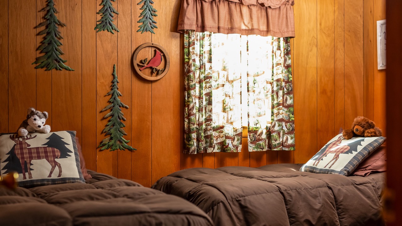 Photo of Bedroom in Grayling
