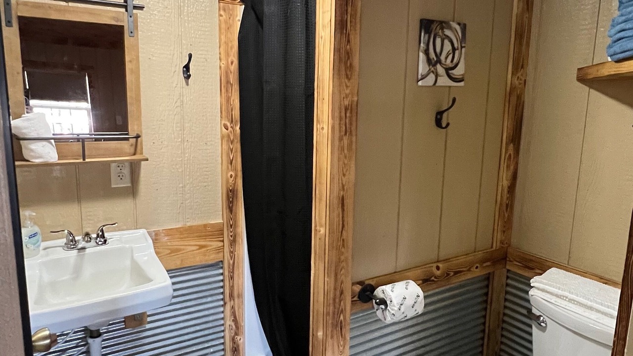 Photo of Bathroom in Lake Ozark