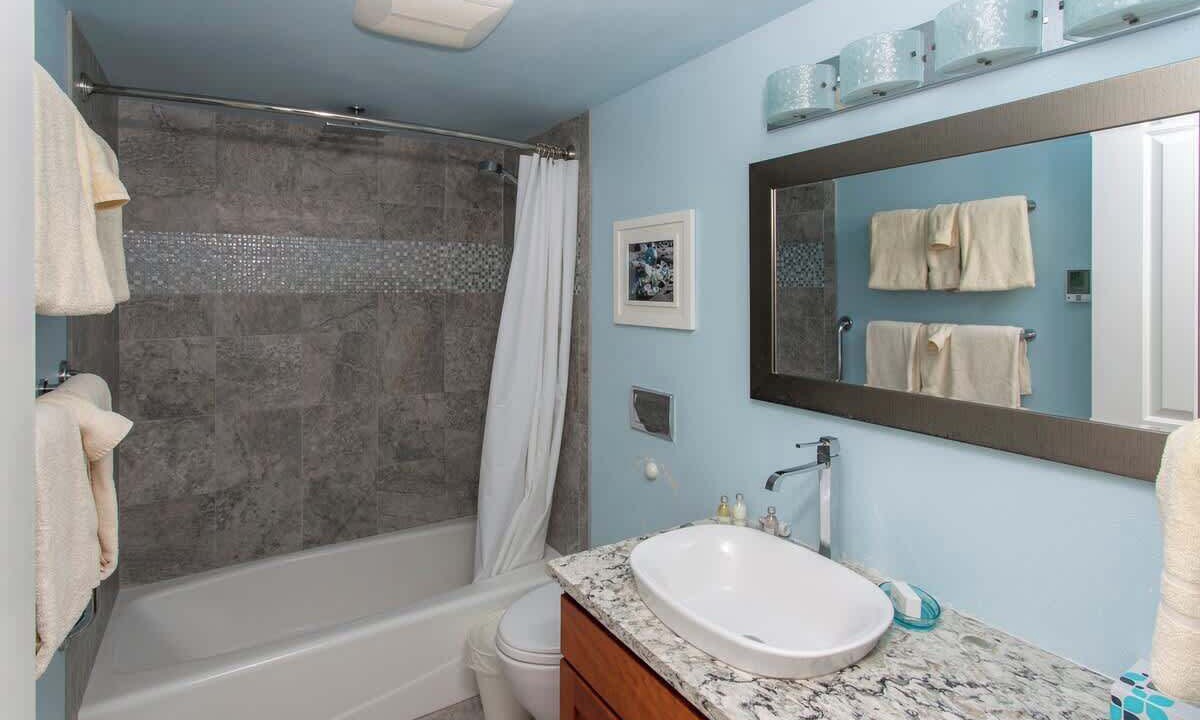 Photo of Bathroom in Gearhart