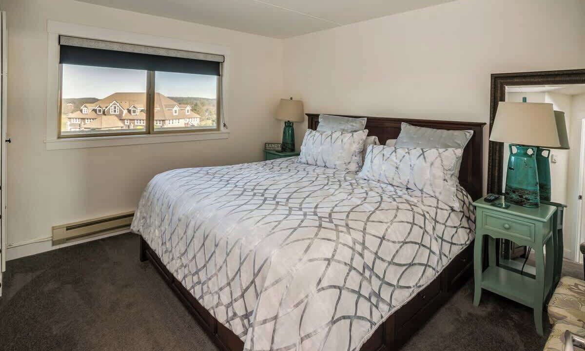 Photo of Bedroom in Gearhart
