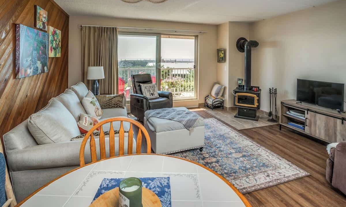 Photo of Livingroom in Gearhart