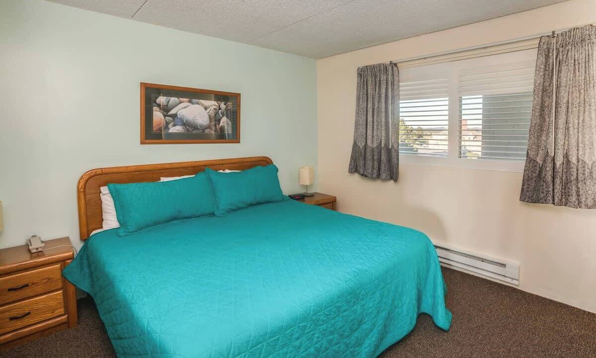 Photo of Bedroom in Gearhart