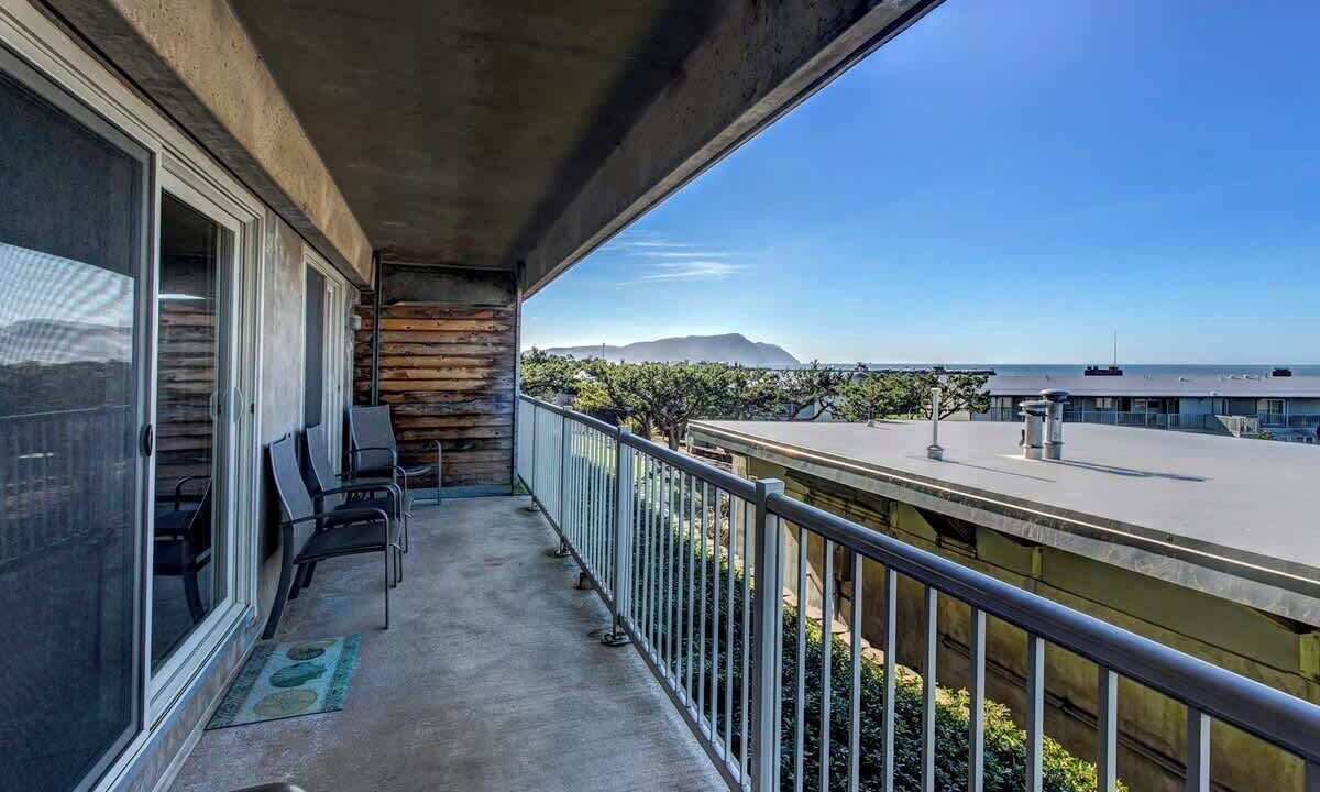 Photo of Patio Balcony in Gearhart