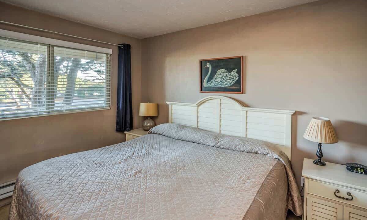 Photo of Bedroom in Gearhart