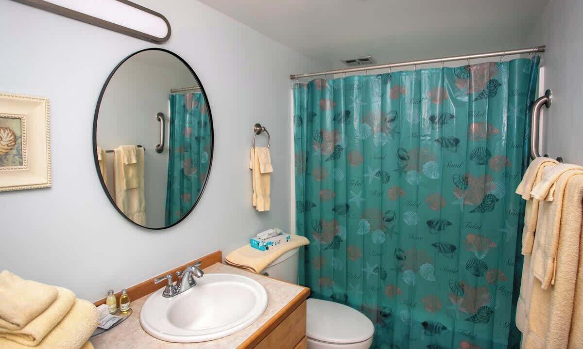 Photo of Bathroom in Gearhart