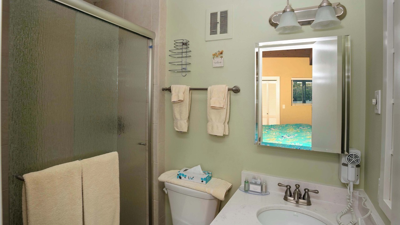 Photo of Bathroom in Gearhart