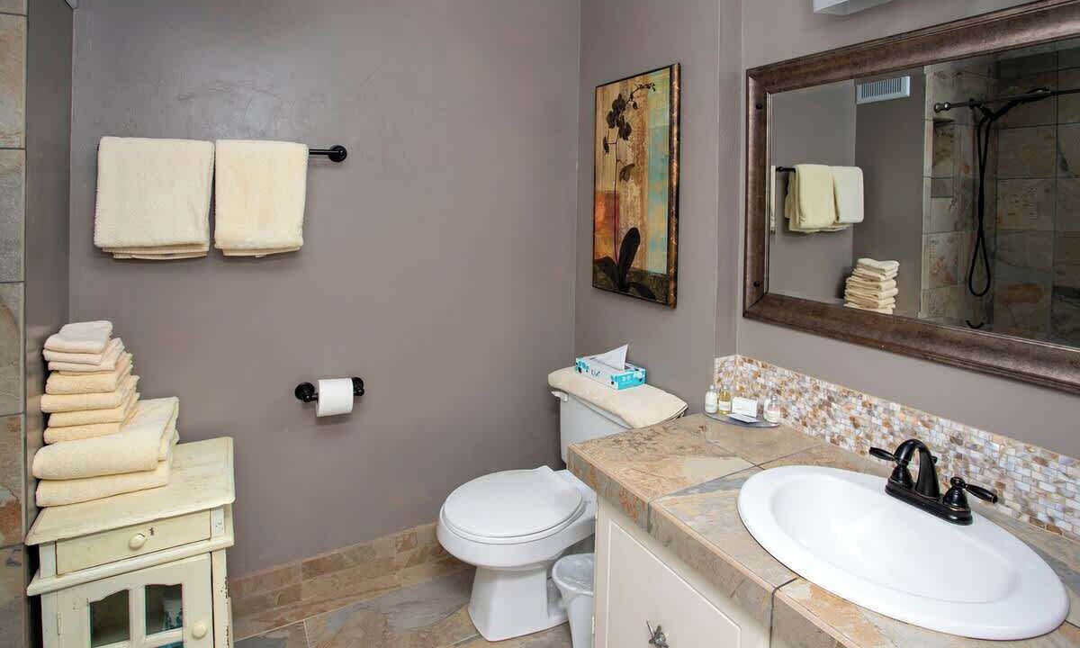 Photo of Bathroom in Gearhart