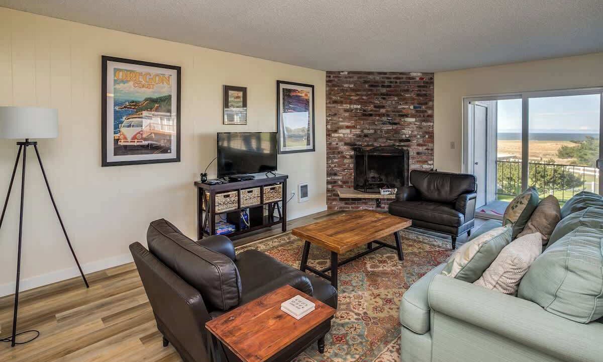 Photo of Livingroom in Gearhart