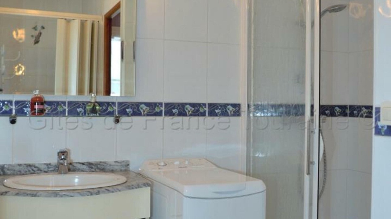 Photo of Bathroom in Amboise