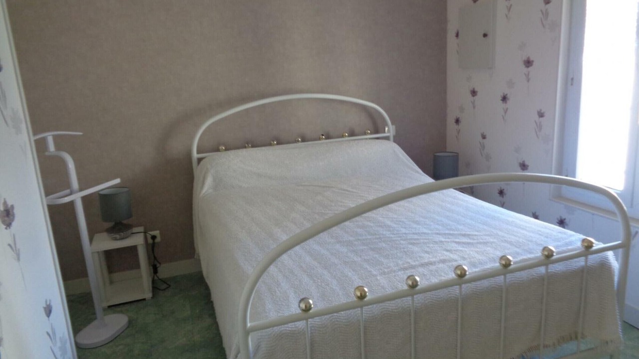 Photo of Bedroom in Restigne