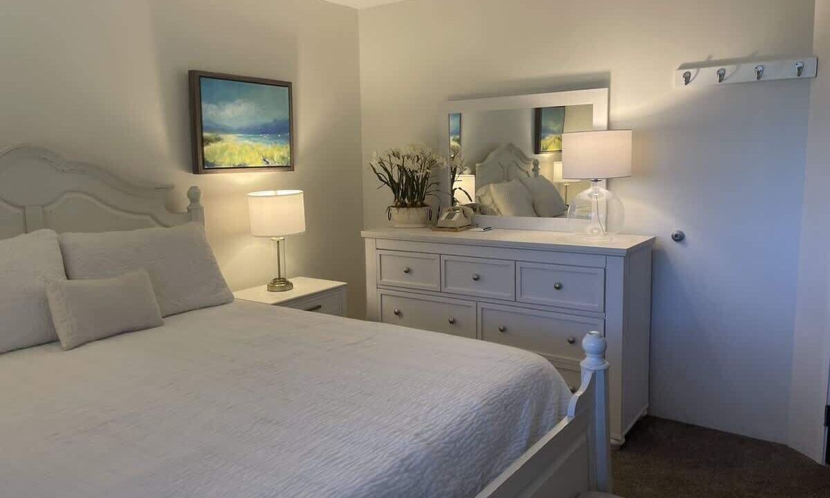 Photo of Bedroom in Gearhart