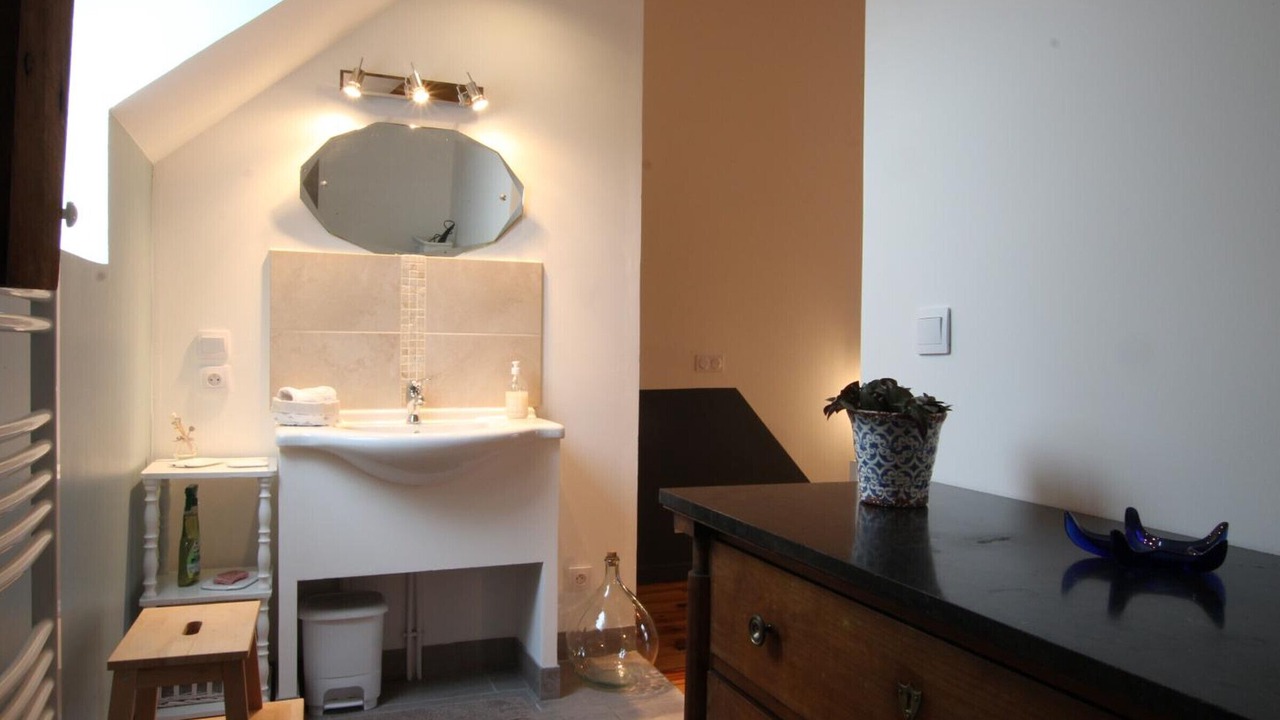 Photo of Bathroom in Bourguenolles