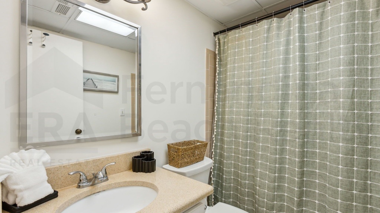Photo of Bathroom in Fernandina Beach