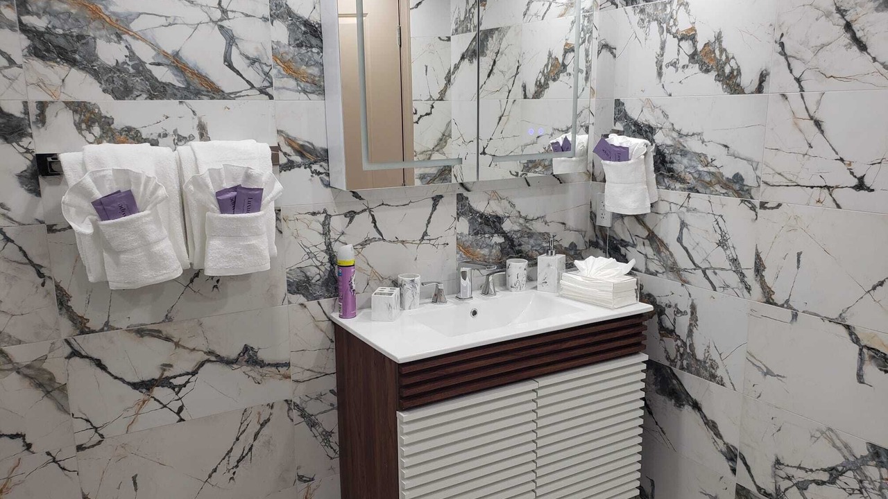 Photo of Bathroom in Mid Beach