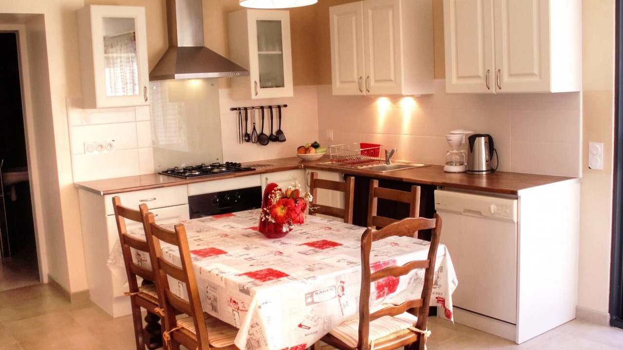 Photo of Kitchen in Saint-Paterne-Racan
