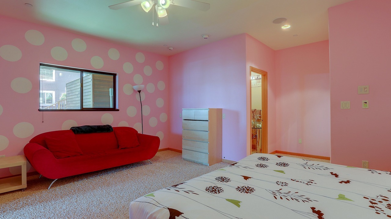 Photo of Bedroom in Hood River
