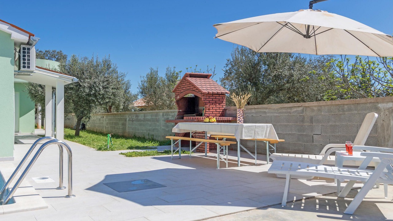 Photo of Outdoor in Valbandon
