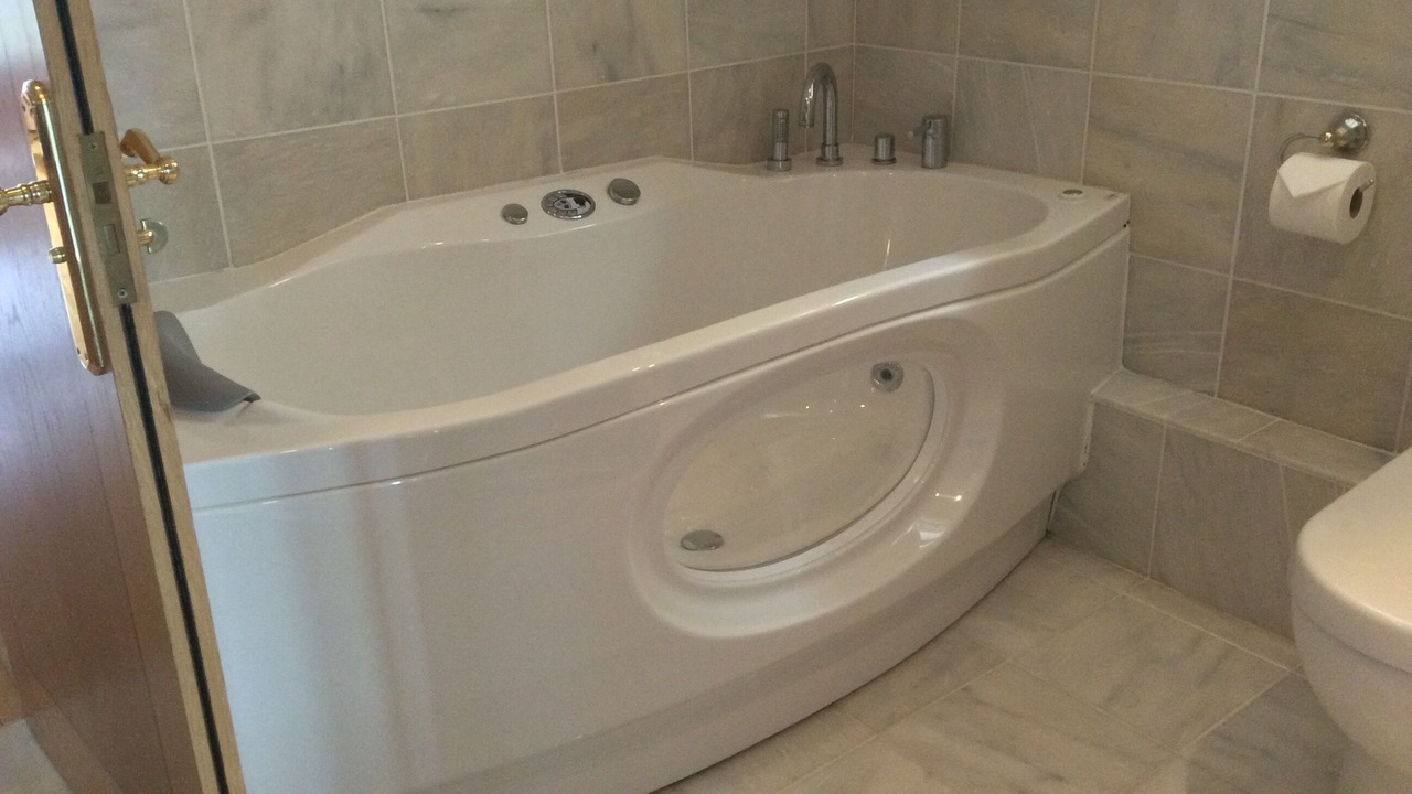 Photo of Bathroom in Probus