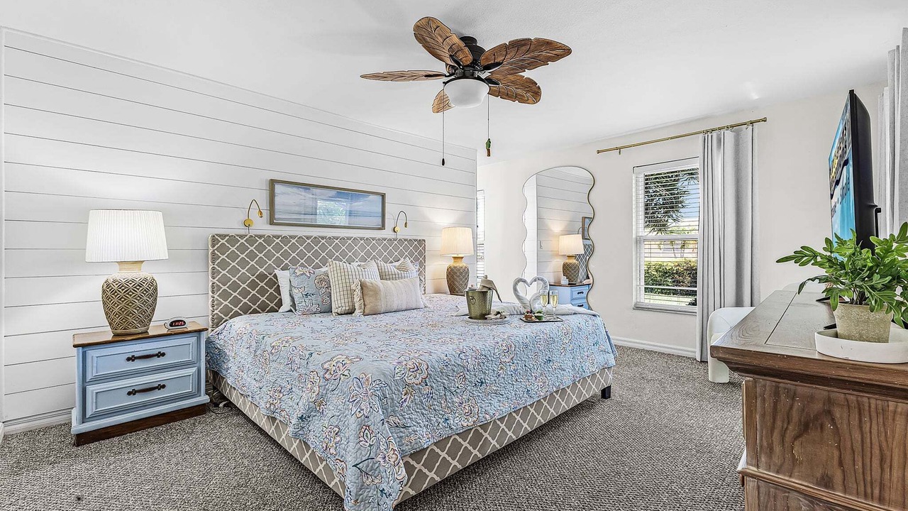 Photo of Bedroom in Caloosahatchee
