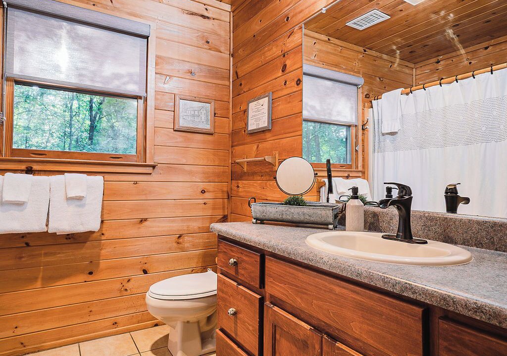 Photo of Bathroom in Sautee Nacoochee