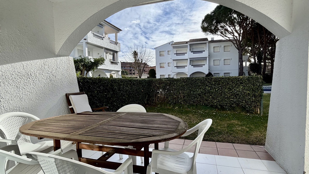 Photo of Outdoor in Pals