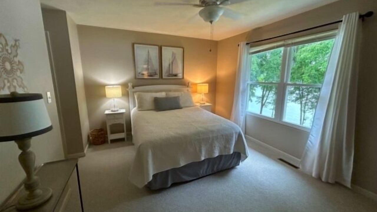Photo of Bedroom in North Shore