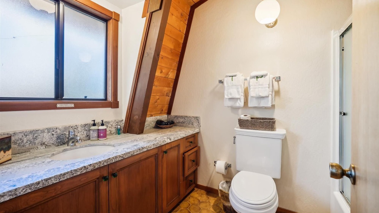 Photo of Bathroom in Lake Forest
