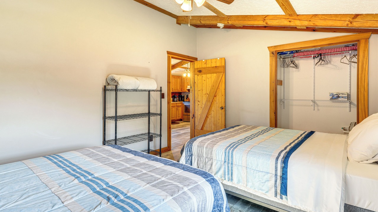 Photo of Bedroom in Rogersville