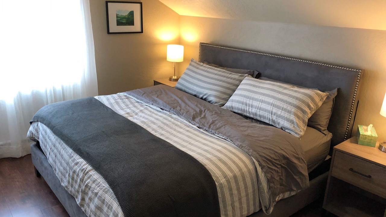 Photo of Bedroom in University District