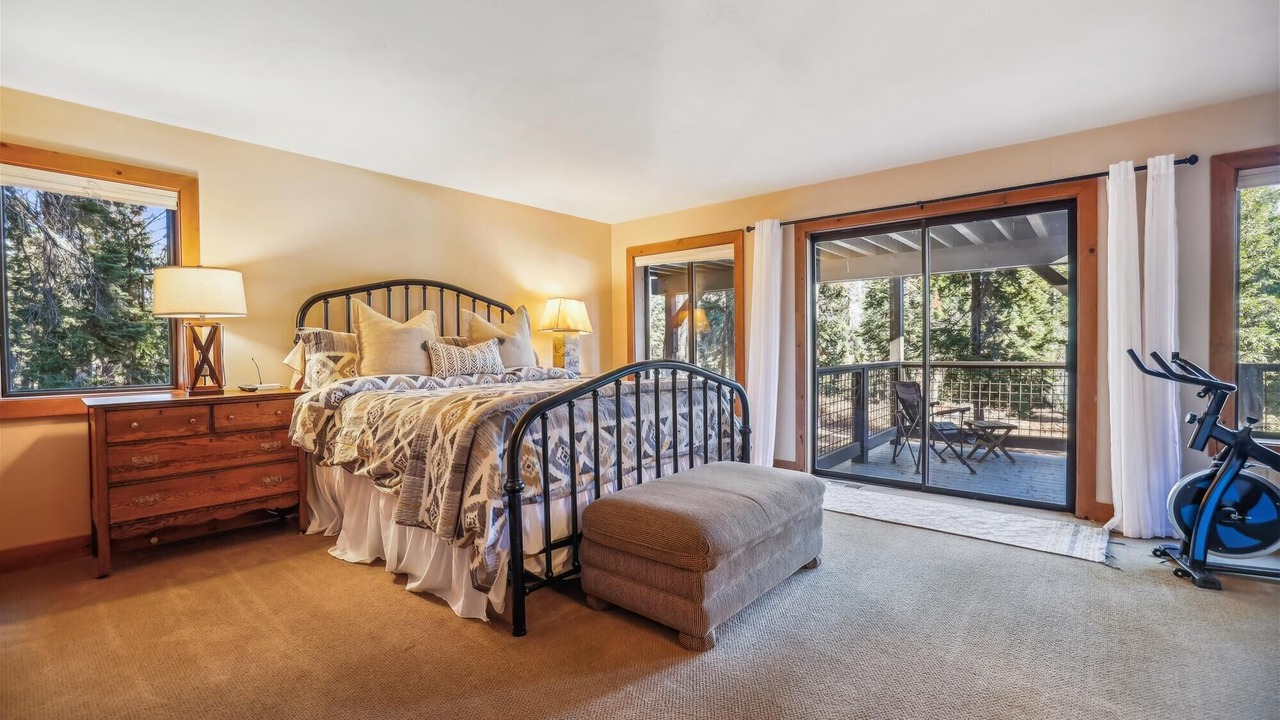 Photo of Bedroom in Tahoe City