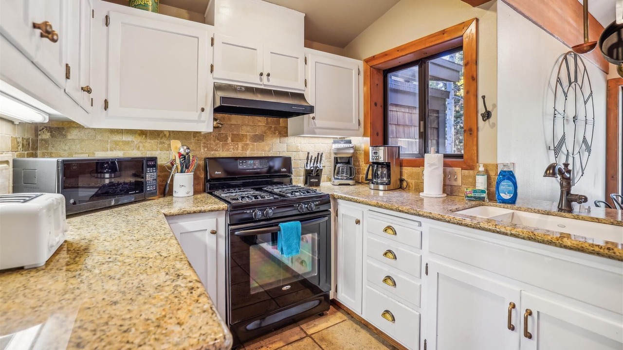 Photo of Kitchen in Tahoe City
